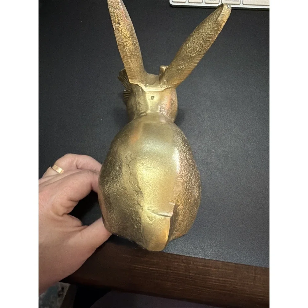 Gold Rabbit With Butterfly Poly resin Brass Look - Picture 4 of 8